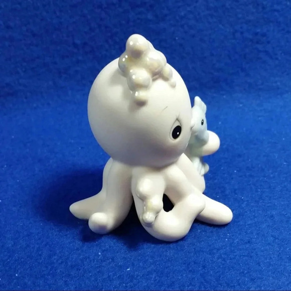 Precious Moments "I Only Have Eyes For You" Octopus Figurine - Picture 5 of 9